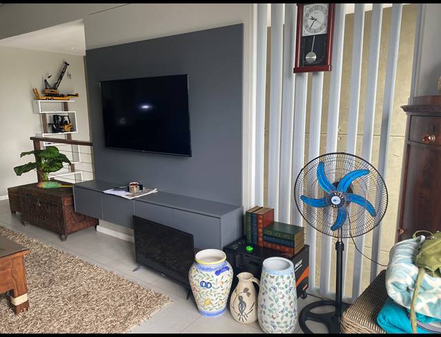 2 BEDROOM TOWNHOUSE TO LET IN PALM LAKES ESTATE